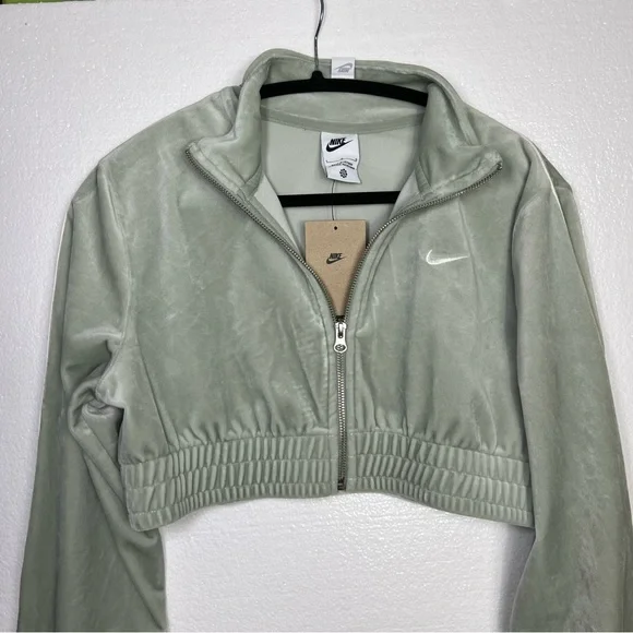 Nike Sportswear Cropped Velour Full Zip Jade Horizon Sail Jacket size L NWT - Picture 4 of 8